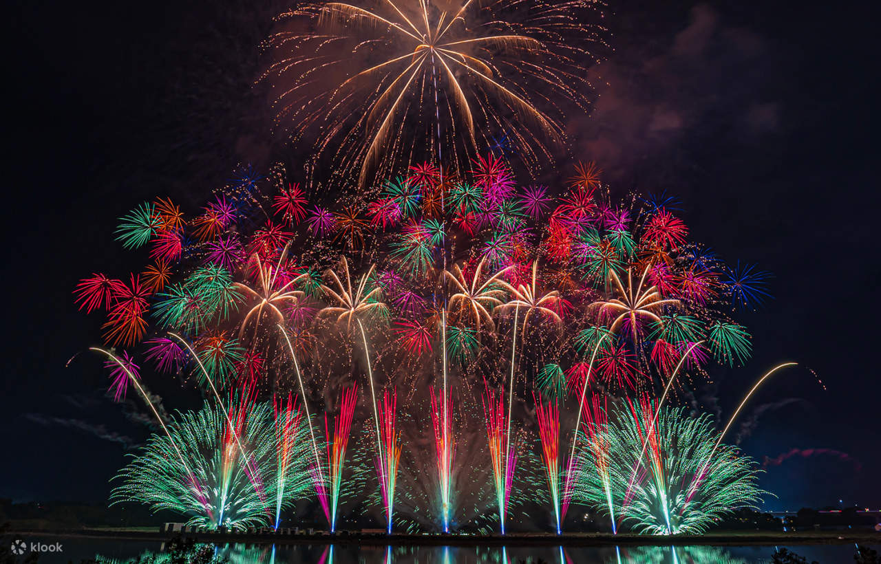 [Kyushu Limited] Kumamoto Yatsushiro & Huis Ten Bosch Fireworks ...